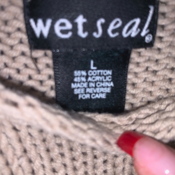 Women’s y2k WetSeal knitted type pullover sweater. - Picture 3 of 3